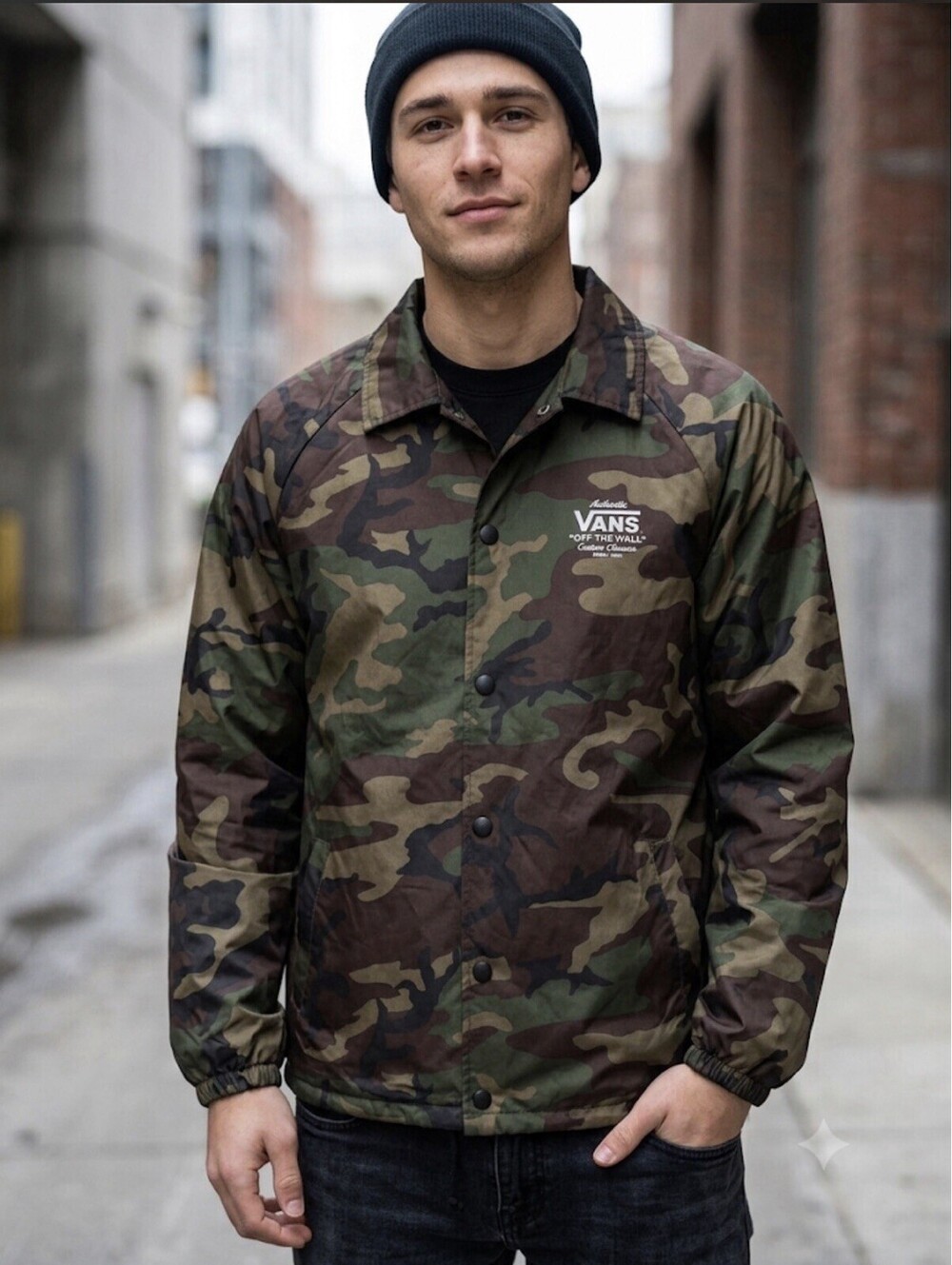 Vans Off The Wall Camouflage Coach Jacket Snap Button Windbreaker Size Small
